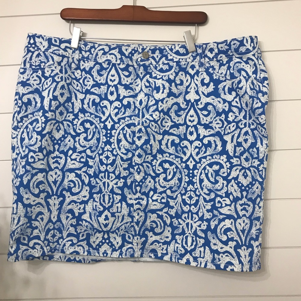 Old Navy blue & white floral denim pencil skirt 22
